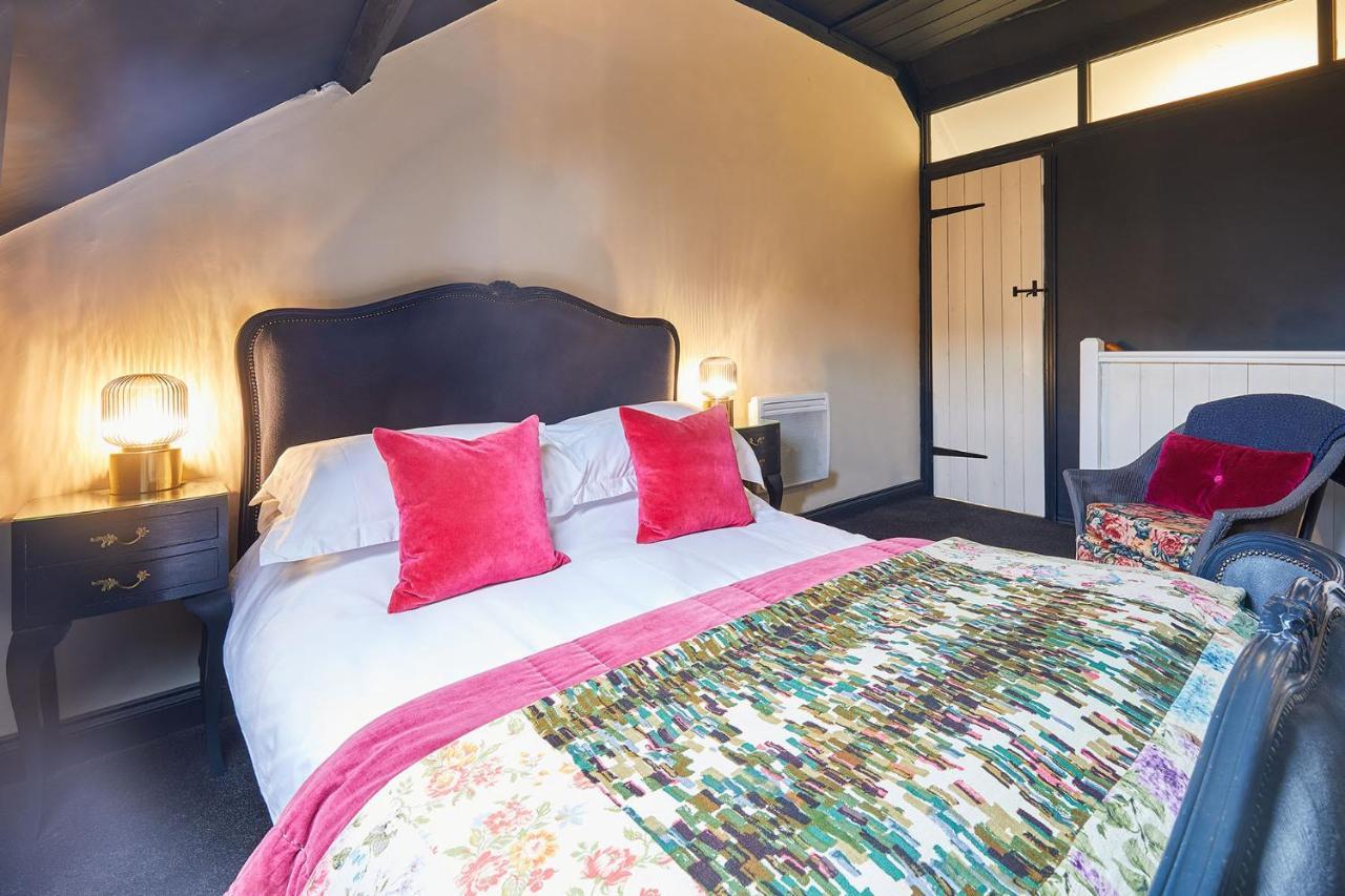 Host & - Dotty's Coastal Retreat Staithes